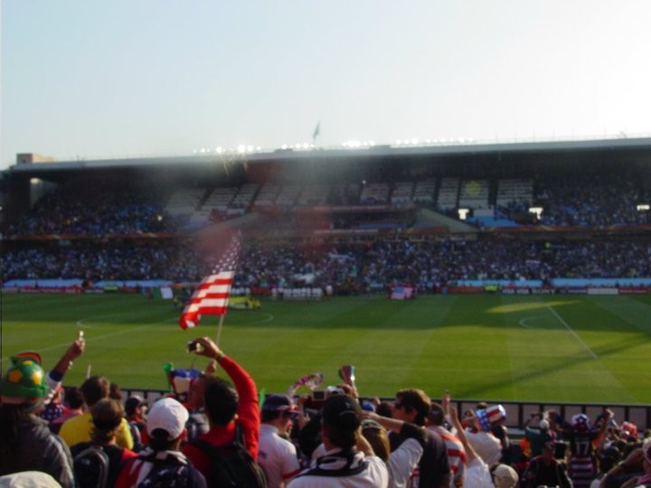 In+the+stadium+before+the+game.%281%29